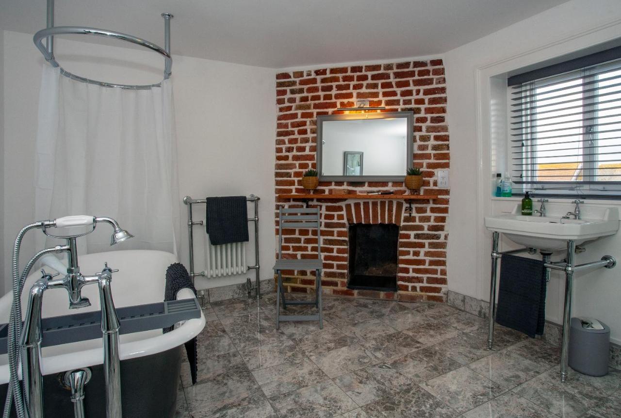 Trinity Square, Margate Apartment Екстериор снимка